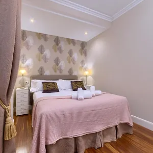 bailen-reformado-elegante-con-wifi.bilbaohotelsspain.com/